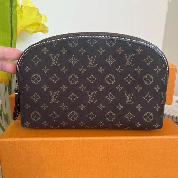 Minilin Cosmetic Pouch - Picture 2 of 9